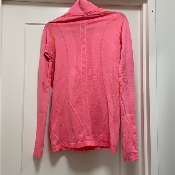 Lululemon half zip pullover - Picture 6 of 8